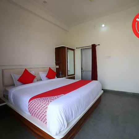 OYO 37077 Hotel Rawat Ajmer Buitenkant foto