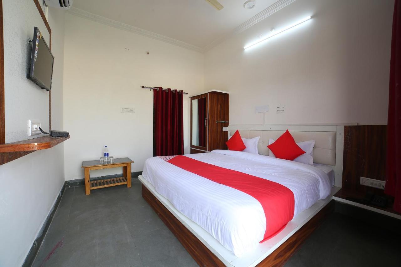 OYO 37077 Hotel Rawat Ajmer Buitenkant foto