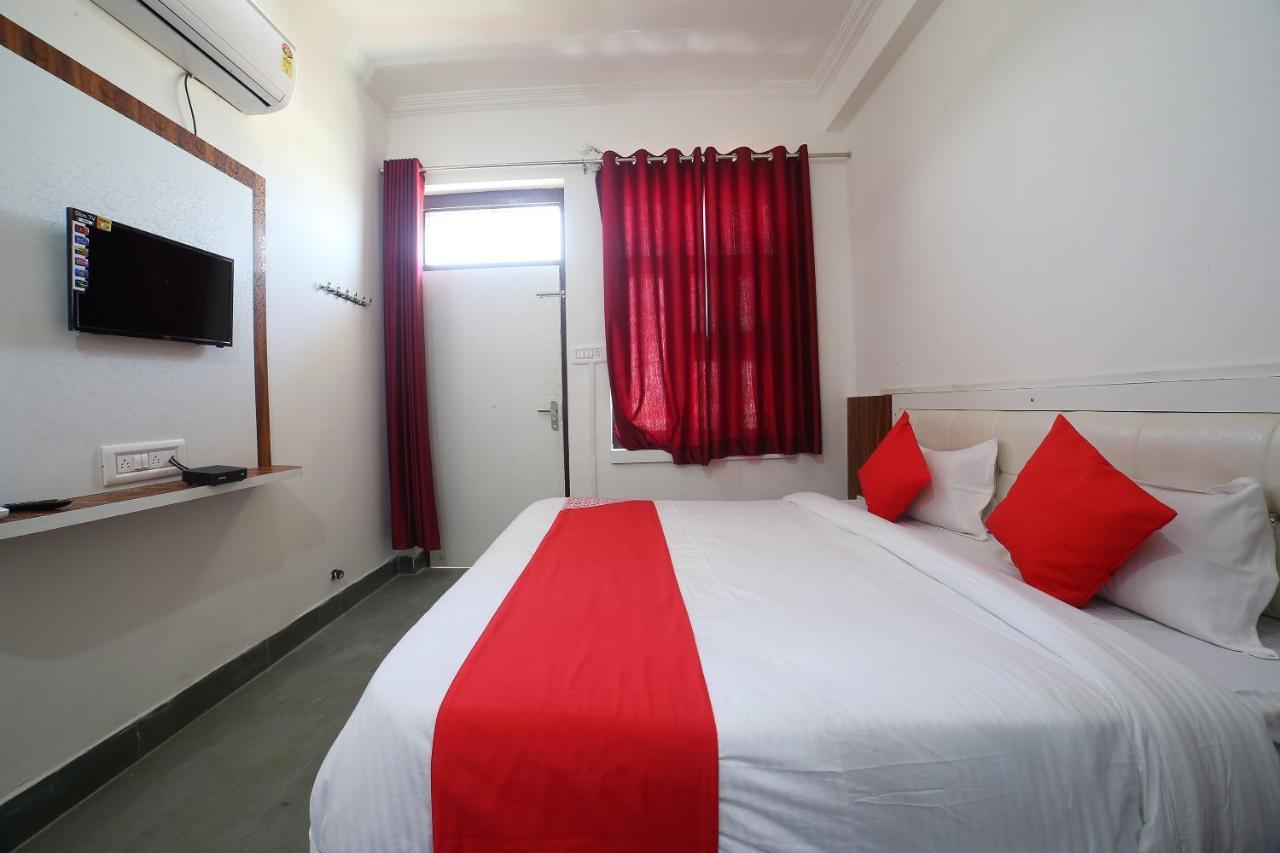 OYO 37077 Hotel Rawat Ajmer Buitenkant foto